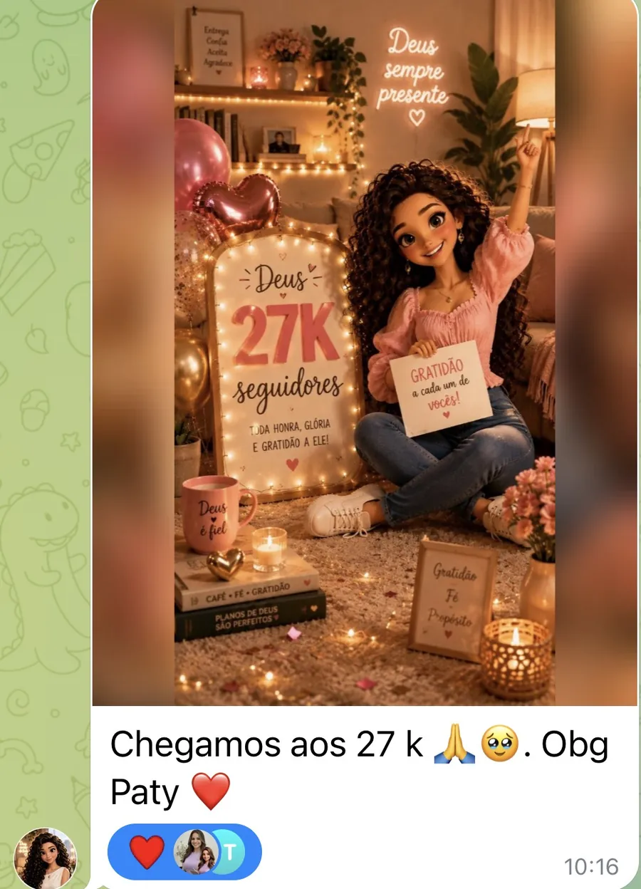 Aluna comemorando a marca de 27 mil seguidores